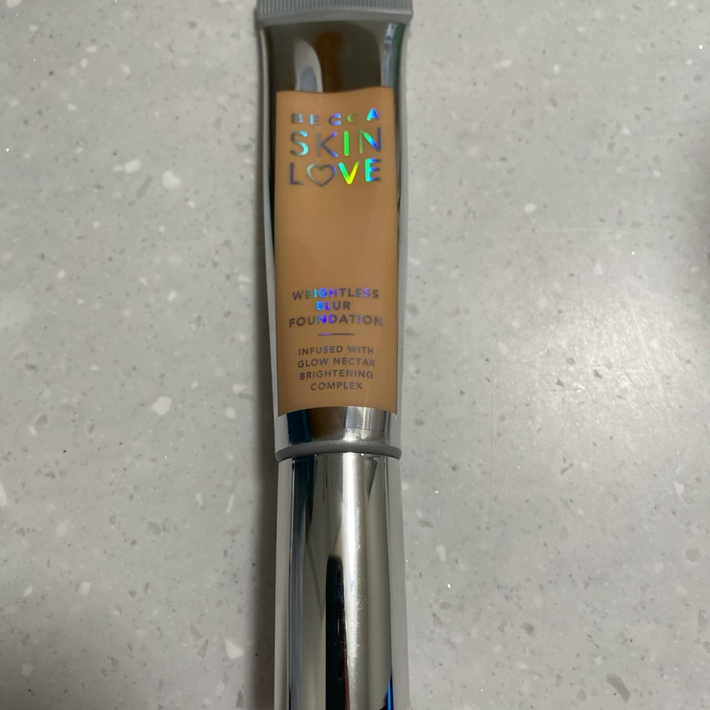 Becca Skin Love Foundation